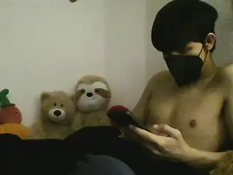 Snapshot of Dennis_2024 chatting on February 11, 2025, 10:28 pm Dennis 2024 online show from February 11, 2025, 10:28 pm