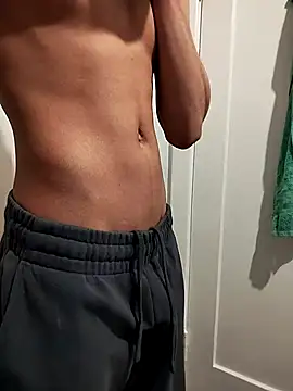 Dennis 2024 online show from March 17, 2026, 7:11 am