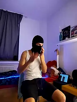 Snapshot of Dennis_2024 chatting on January 23, 2025, 7:43 am Dennis 2024 online show from January 23, 2025, 7:43 am