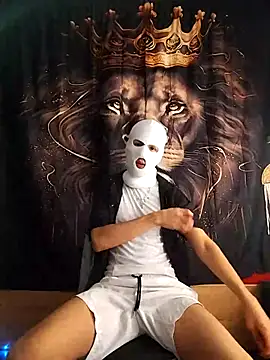 Snapshot of Dennis_2024 chatting on February 25, 2025, 12:36 am Dennis 2024 online show from February 25, 2025, 12:36 am