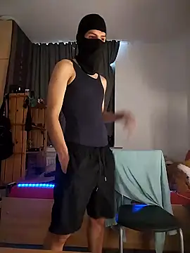 Snapshot of Dennis_2024 chatting on January 23, 2025, 10:54 am Dennis 2024 online show from January 23, 2025, 10:54 am