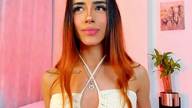 Snapshot of StormiRusso chatting on January 25, 2025, 3:19 am StormiRusso online show from January 25, 2025, 3:19 am