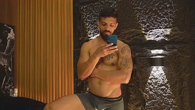 DannSaenz online show from October 22, 2025, 1:10 pm