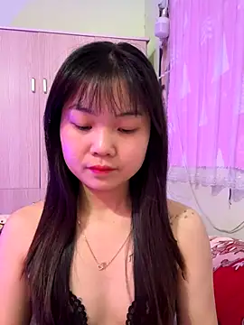 Maeve2k5 online show from November 30, 2025, 3:29 am