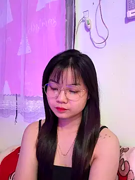 Maeve2k5 online show from October 26, 2025, 12:44 am