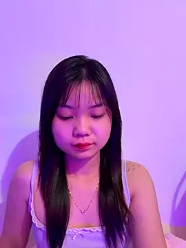 Maeve2k5 online show from September 8, 2025, 9:25 pm