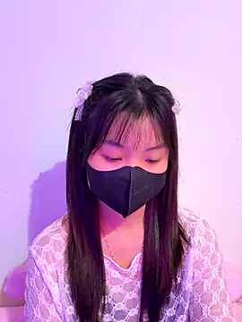 Maeve2k5 online show from September 26, 2025, 9:54 pm