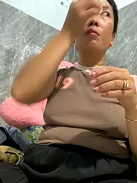 Linaannn online show from September 24, 2025, 11:50 am