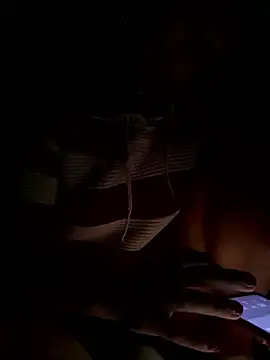 Linaannn online show from October 4, 2025, 11:28 pm