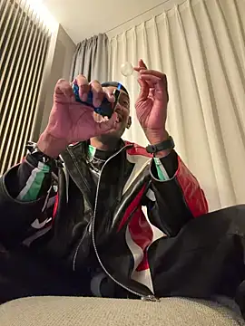 esteraulxxx online show from September 27, 2025, 5:35 am