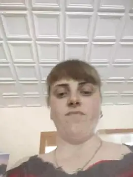CoddessCrystal online show from May 31, 2026, 1:17 pm