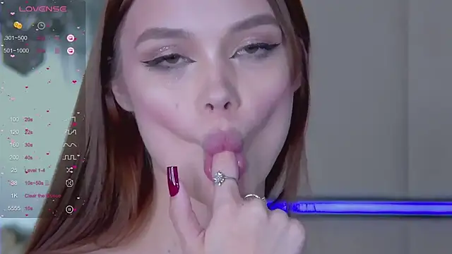 Snapshot of OpheliaHartman chatting on March 10, 2025, 8:56 pm OpheliaHartman online show from March 10, 2025, 8:56 pm