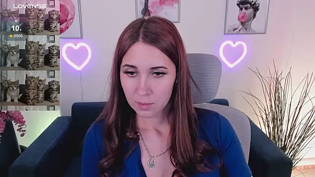 NellieMccaffrey online show from December 9, 2024, 11:03 pm