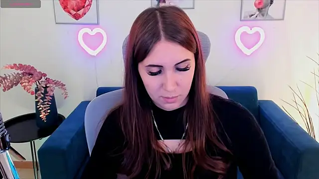 NellieMccaffrey online show from January 13, 2025, 7:31 pm