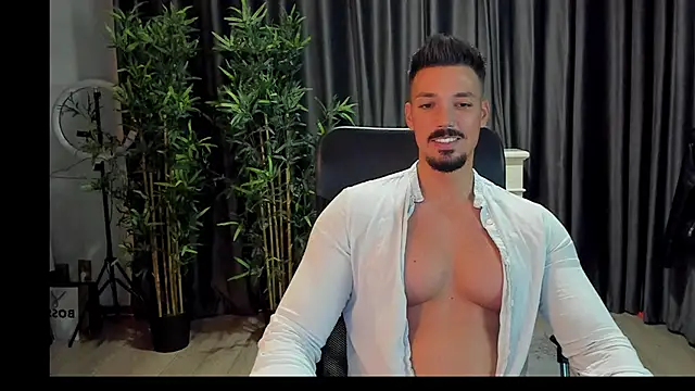 HaydenSpearss online show from February 5, 2025, 3:52 pm