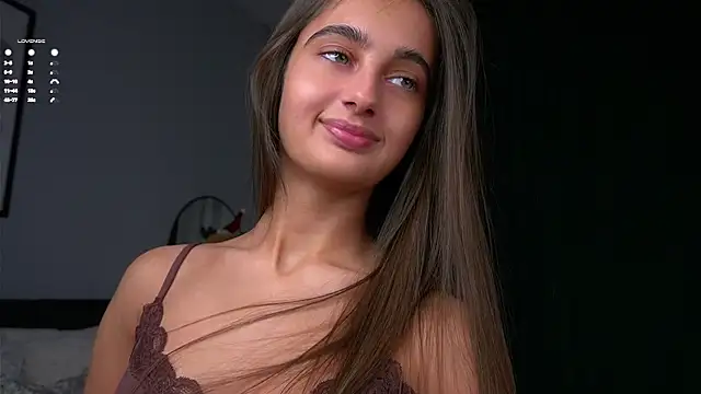 PiquingOgalala online show from February 15, 2026, 1:06 am