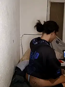 Laanegraofficial  online show from December 29, 2024, 6:49 pm