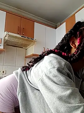 Laanegraofficial  online show from October 2, 2025, 11:13 am