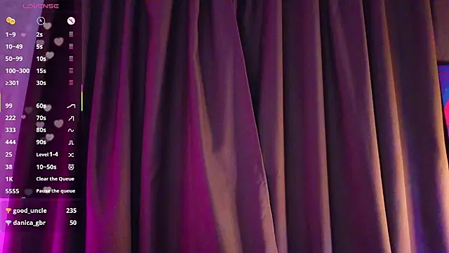 AgataBella online show from October 5, 2025, 10:33 pm