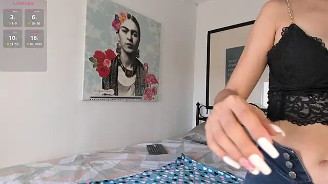 aleja rythm online show from October 12, 2025, 7:15 pm