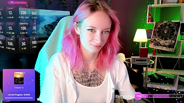  HelenCarter online show from November 30, 2025, 8:53 pm