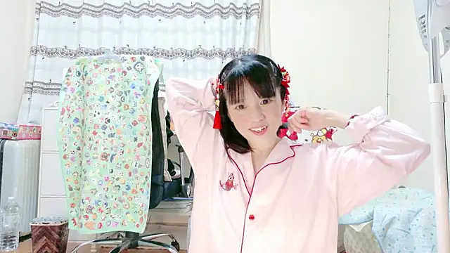 Snapshot of renapiyon8182 chatting on July 25, 2026, 8:04 pm renapiyon8182 online show from July 25, 2026, 8:04 pm