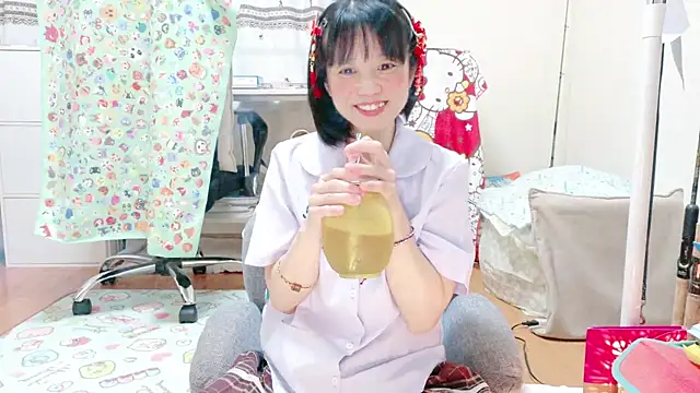 Snapshot of renapiyon8182 chatting on June 26, 2026, 8:36 pm renapiyon8182 online show from June 26, 2026, 8:36 pm