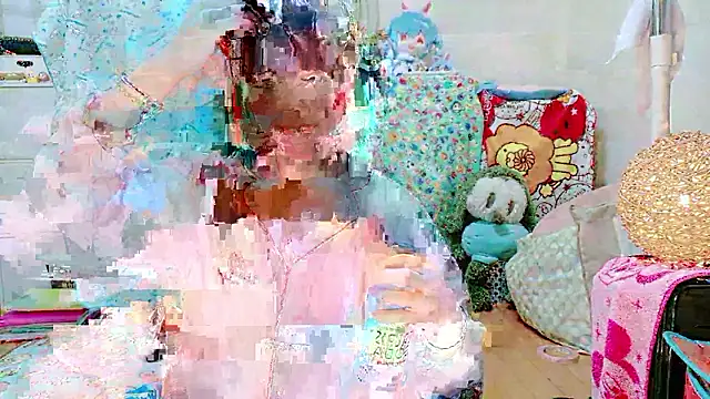 renapiyon8182 online show from February 14, 2026, 9:37 pm