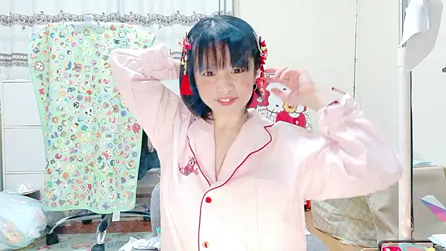 renapiyon8182 online show from May 30, 2026, 8:47 pm