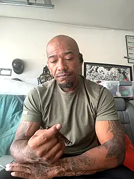 athephenomenal1 online show from October 9, 2025, 9:04 pm