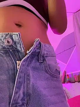 Lina10 online show from January 18, 2026, 7:17 pm