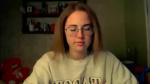 luxie milady online show from October 4, 2025, 3:57 pm