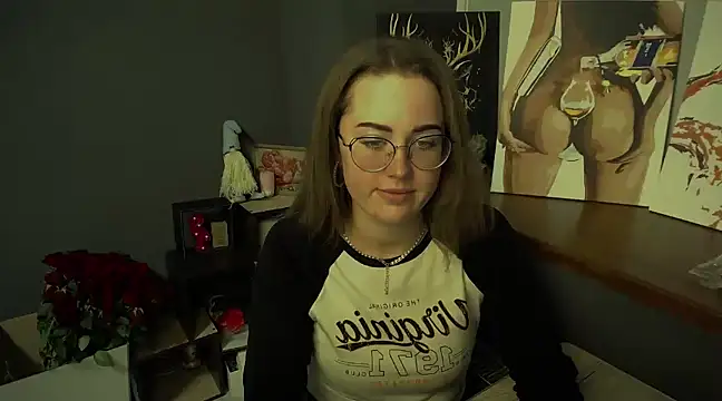 luxie milady online show from February 17, 2025, 5:01 pm