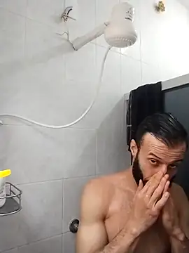 LopeseLua online show from October 22, 2025, 6:18 pm