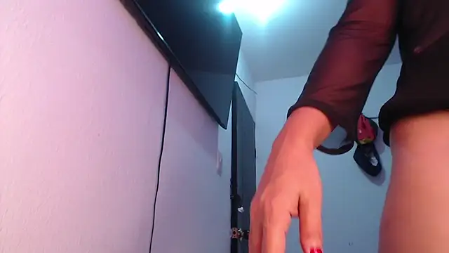 Alizloven online show from January 27, 2025, 10:38 pm