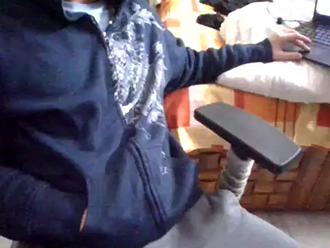 raka120294 online show from January 23, 2025, 11:37 am