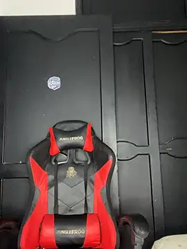 Snapshot of Destrozador415 chatting on January 10, 2026, 2:18 am Destrozador415 online show from January 10, 2026, 2:18 am