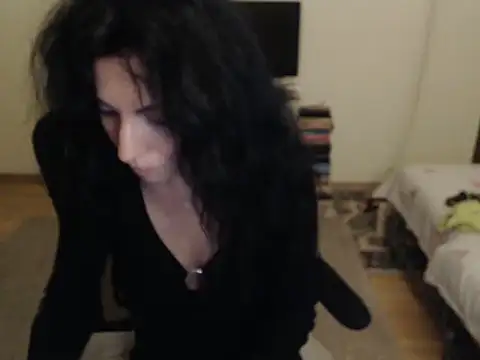 Emmatoo online show from October 14, 2025, 5:24 pm