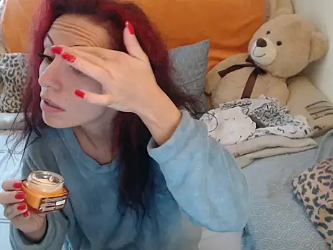 Emmatoo online show from September 30, 2025, 12:11 pm