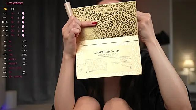 Snapshot of Amely_Young chatting on September 28, 2025, 12:50 am Amely Young online show from September 28, 2025, 12:50 am