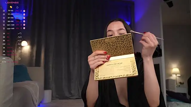 Snapshot of Amely_Young chatting on September 14, 2025, 4:35 am Amely Young online show from September 14, 2025, 4:35 am