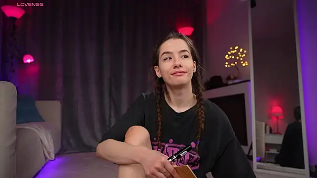 Amely Young online show from February 21, 2026, 12:56 am