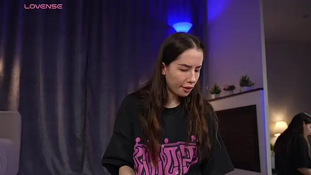 Amely Young online show from February 7, 2026, 2:08 am