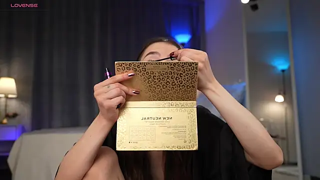 Snapshot of Amely_Young chatting on November 15, 2025, 12:36 am Amely Young online show from November 15, 2025, 12:36 am