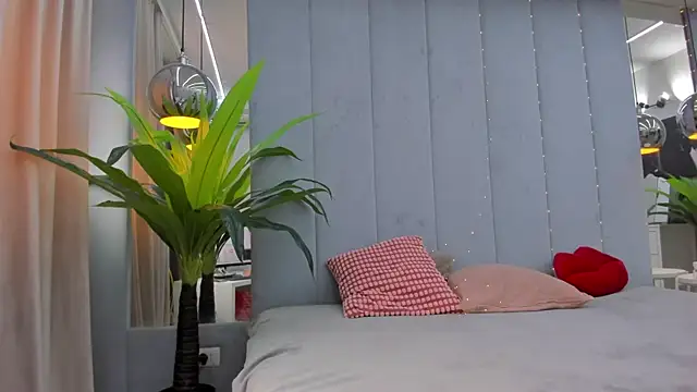 Jessy Jo online show from March 23, 2025, 6:16 am