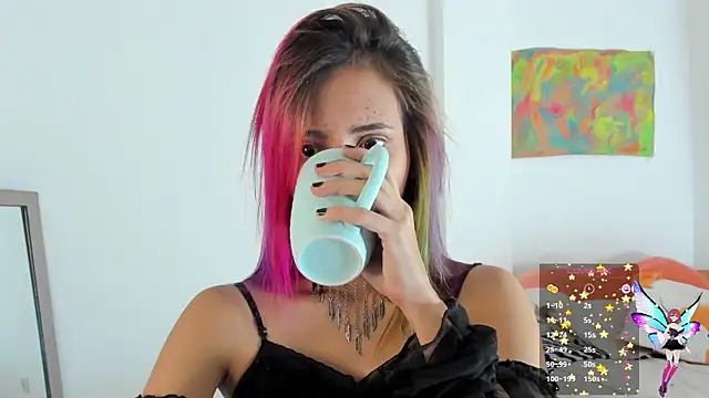 Snapshot of linnie_ chatting on January 24, 2025, 4:59 am linnie online show from January 24, 2025, 4:59 am