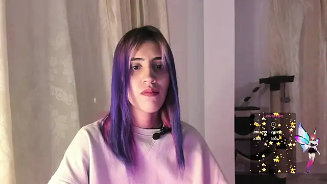 Snapshot of linnie_ chatting on December 12, 2024, 8:25 am linnie online show from December 12, 2024, 8:25 am