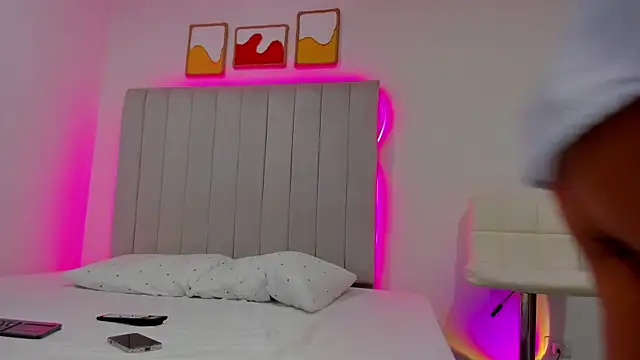 amy robertz online show from November 28, 2025, 3:17 am