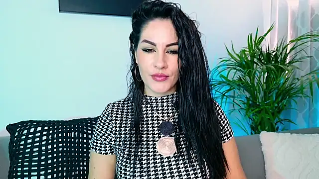 Pamela Rosal online show from May 11, 2026, 12:50 pm
