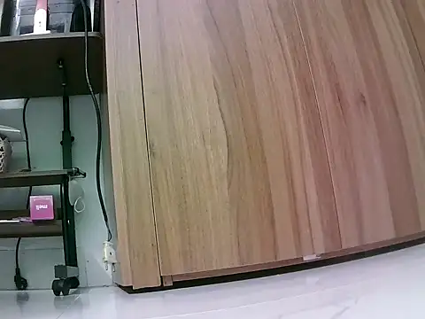 -SingleMom- online show from September 23, 2025, 4:25 pm